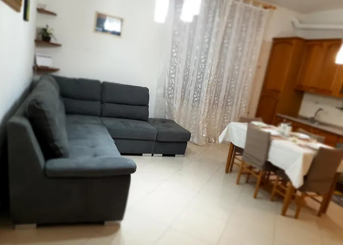 Inifinity Karla House